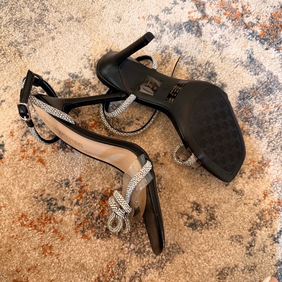 Bowknots Rhinestone Heels - Picture 5 of 5